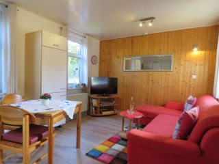 Ferienhaus Holtgast Ferienhaus Mariechen mit Sauna immagine 1